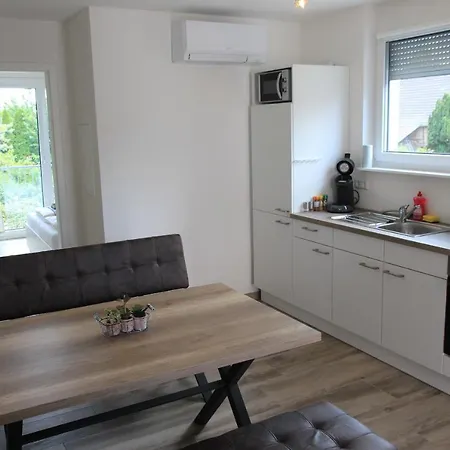 Ferienwohnung Gasthof Lowen Lägenhet