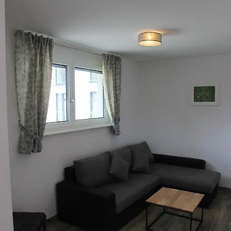 Lägenhet Ferienwohnung Gasthof Lowen *