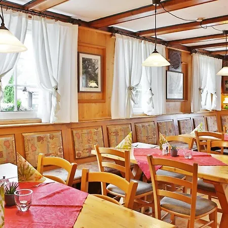 Ferienwohnung Gasthof Lowen